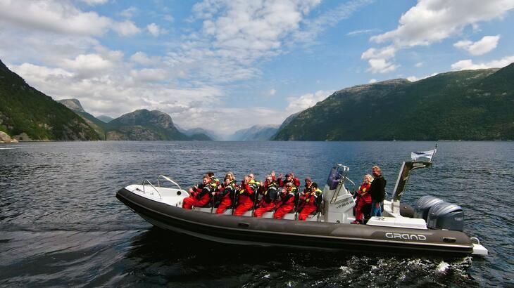 A RIB boat excursion in the Lysefjord